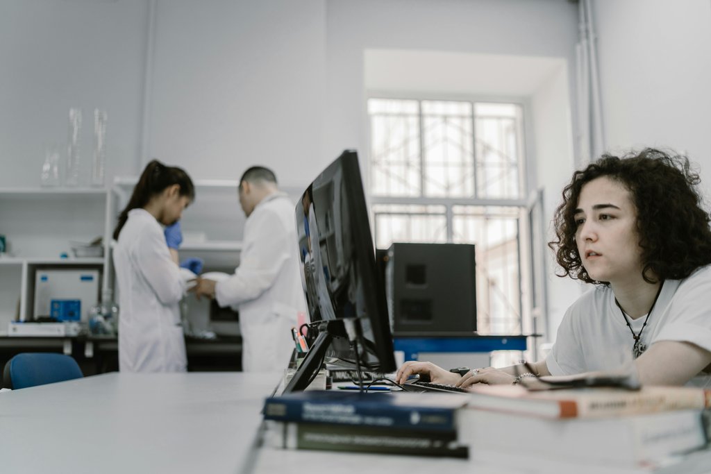 自主AI科学家：当人工智能从实验工具进化为独立研究者