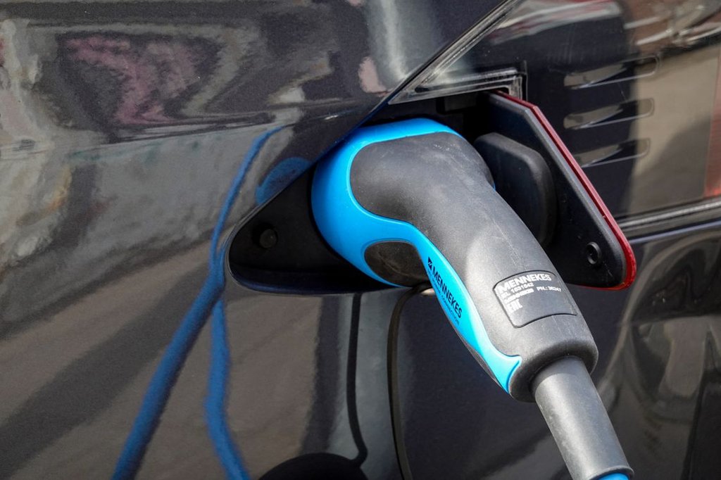 electric vehicle
